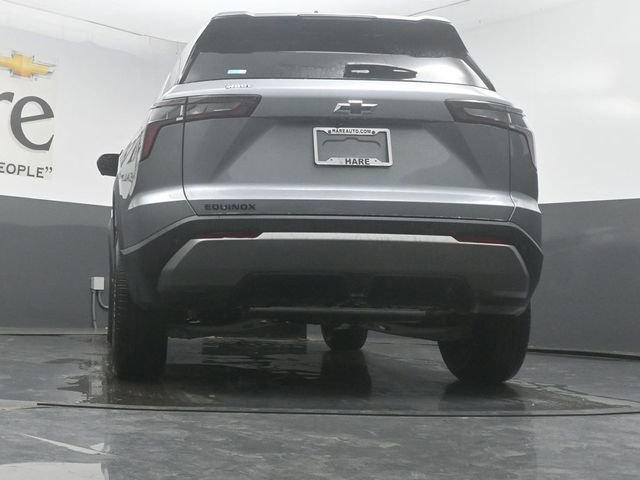 New 2026 Chevrolet Equinox LT w/ Convenience Package II FWD image 32