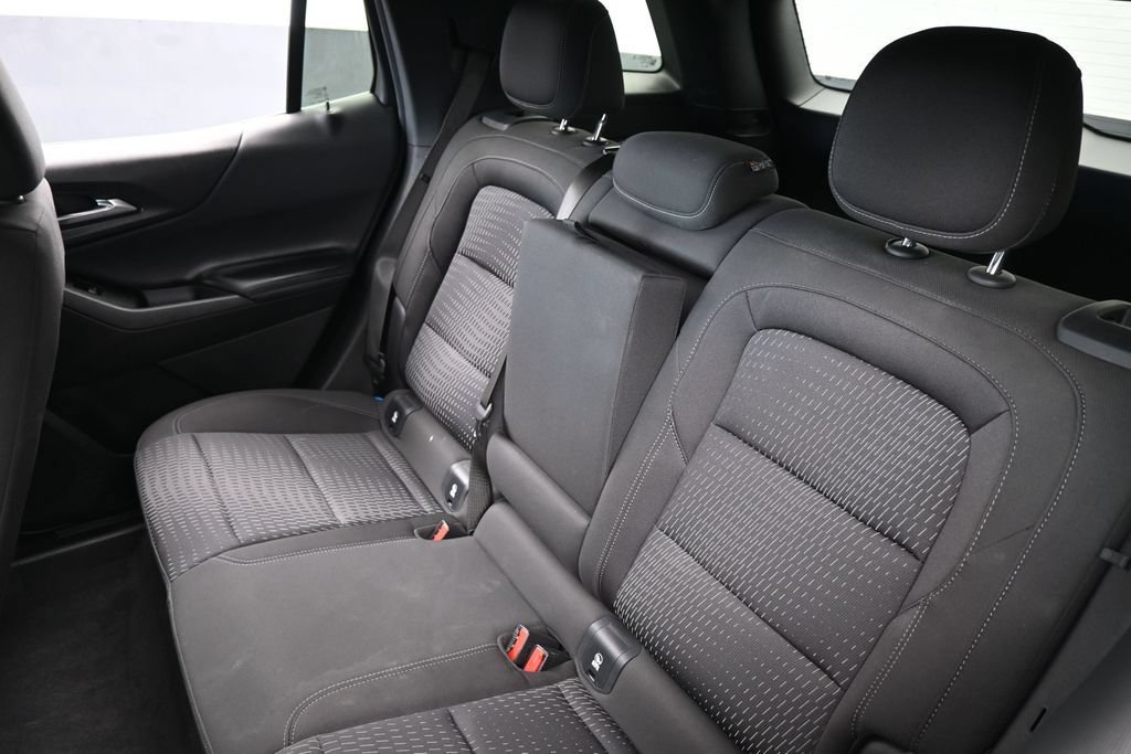 Used 2025 Chevrolet Equinox LT FWD image 35