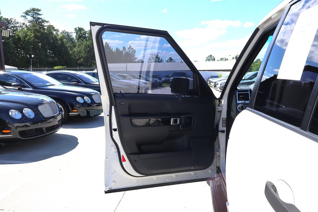 Used 2010 Land Rover Range Rover Supercharged AWD/4WD image 34