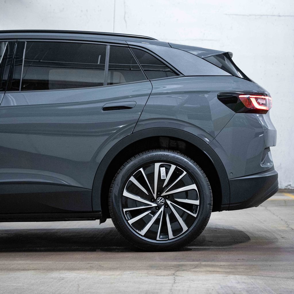 New 2026 Volkswagen ID.4 Pro AWD/4WD image 4