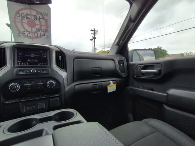 New 2026 Chevrolet Silverado 1500 Custom RWD image 3
