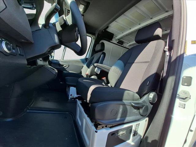 New 2026 Mercedes-Benz Sprinter 2500 image 4