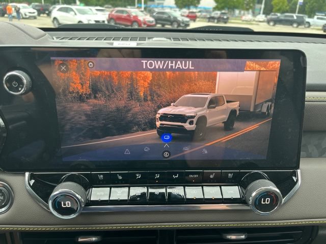 New 2026 Chevrolet Colorado ZR2 w/ Technology Package AWD/4WD image 38
