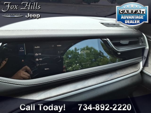 Used 2024 Jeep Grand Cherokee Limited 4xe w/ Trailer Tow Package AWD/4WD image 22