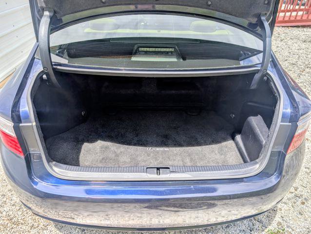 Used 2014 Lexus ES 300h w/ Luxury Package w/Bamboo Trim FWD image 17