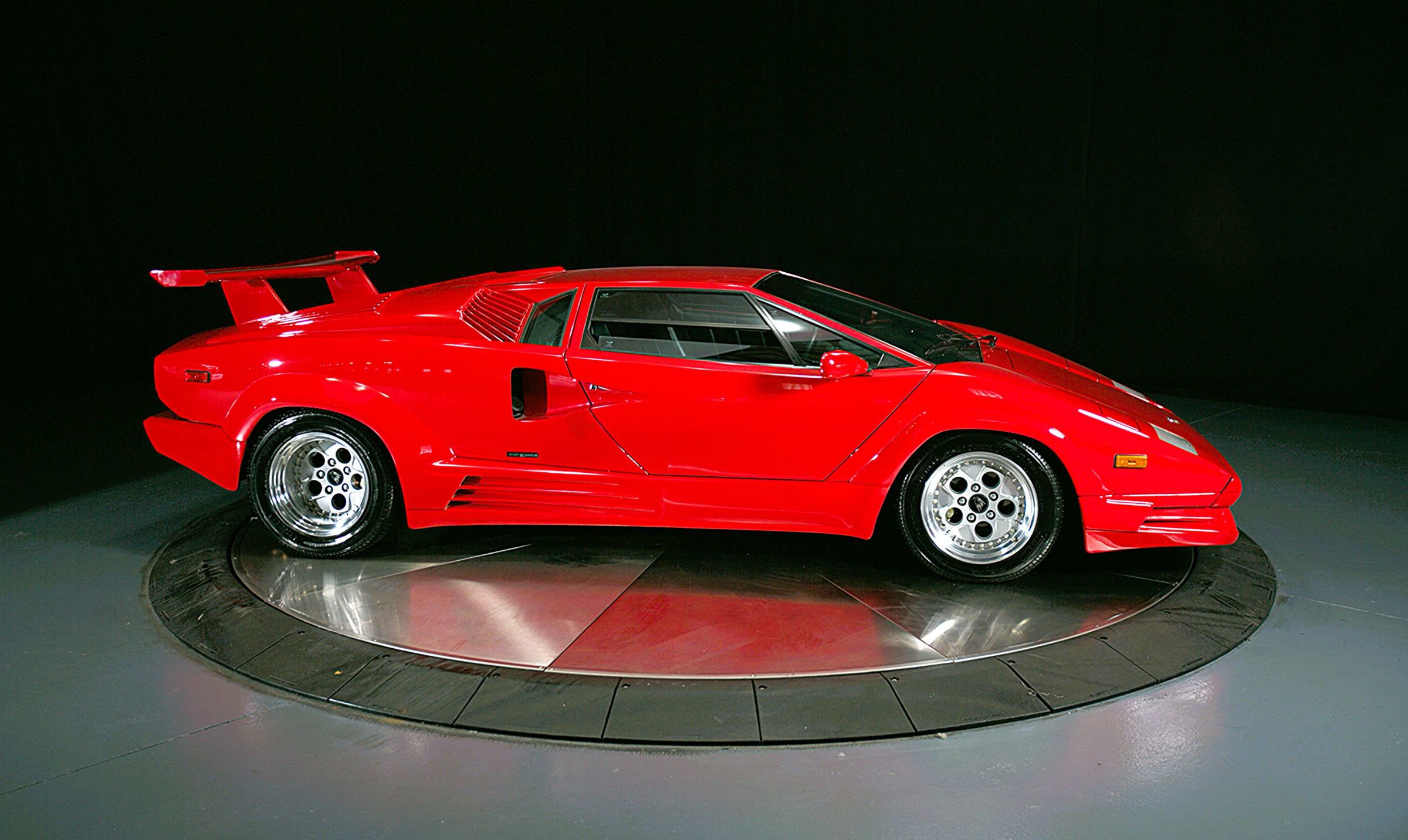 Used 1989 Lamborghini Countach Coupe image 1
