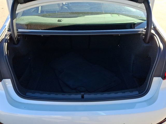 Used 2021 BMW 330i Sedan image 36