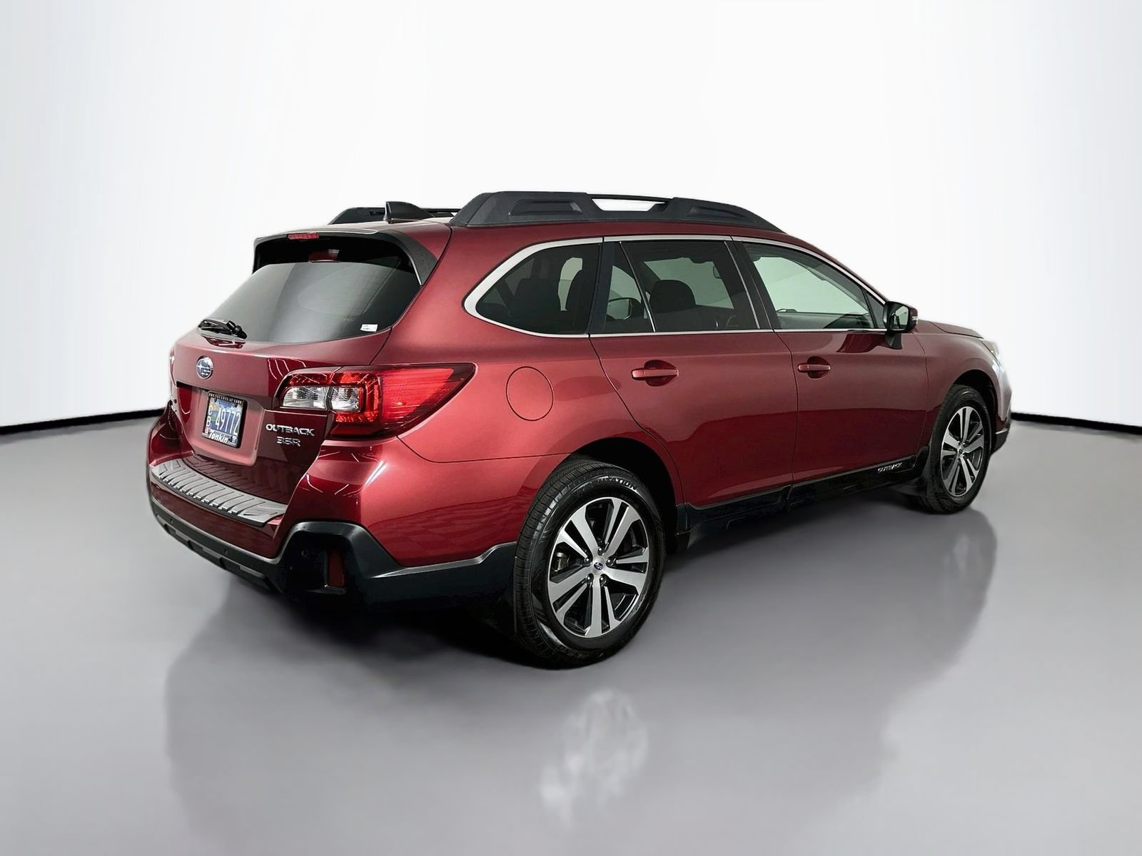 Used 2019 Subaru Outback 3.6R Limited AWD/4WD image 7
