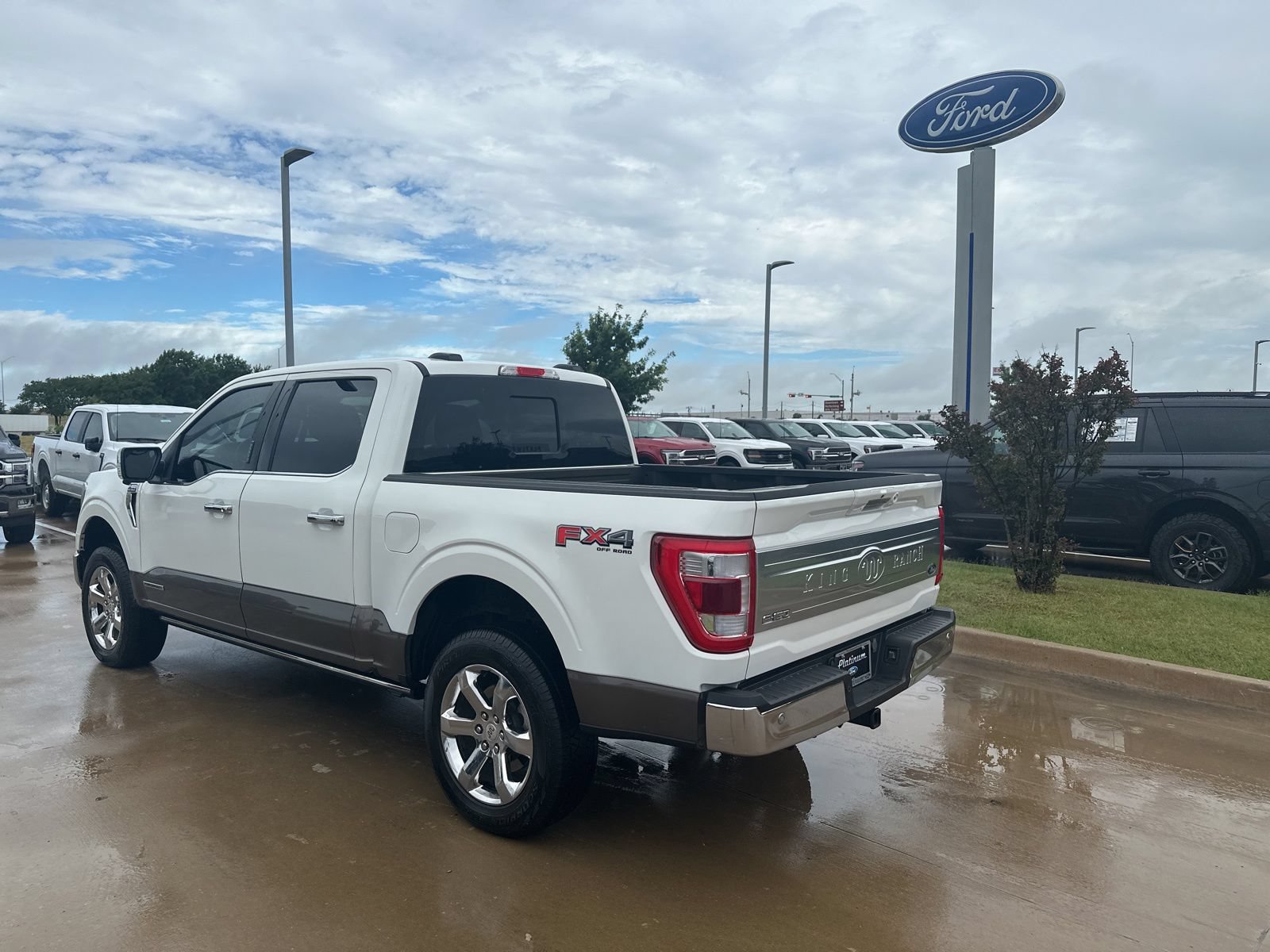 Used 2023 Ford F150 King Ranch w/ Equipment Group 601A High AWD/4WD image 3