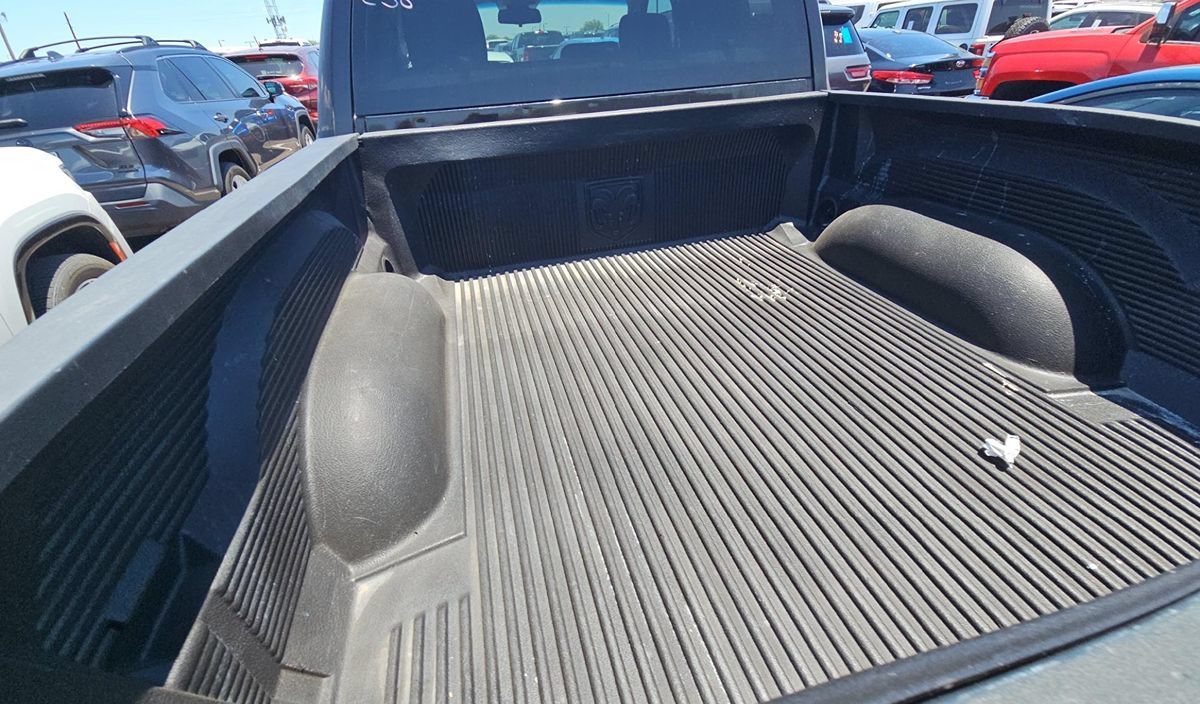 Used 2016 RAM 1500 Express w/ Black Ram 1500 Express Group AWD/4WD image 15