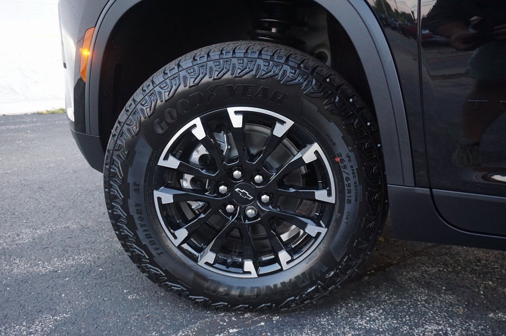 New 2026 Chevrolet Traverse Z71 w/ Driver Confidence Package image 30