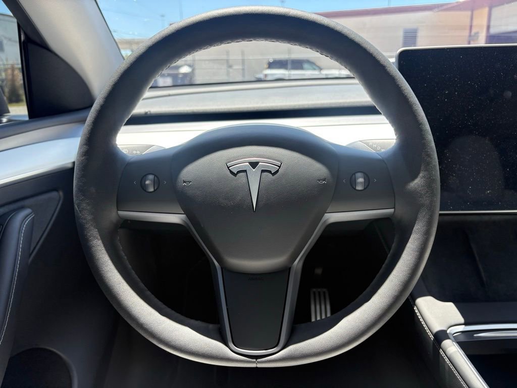 Used 2023 Tesla Model Y Performance AWD/4WD image 20