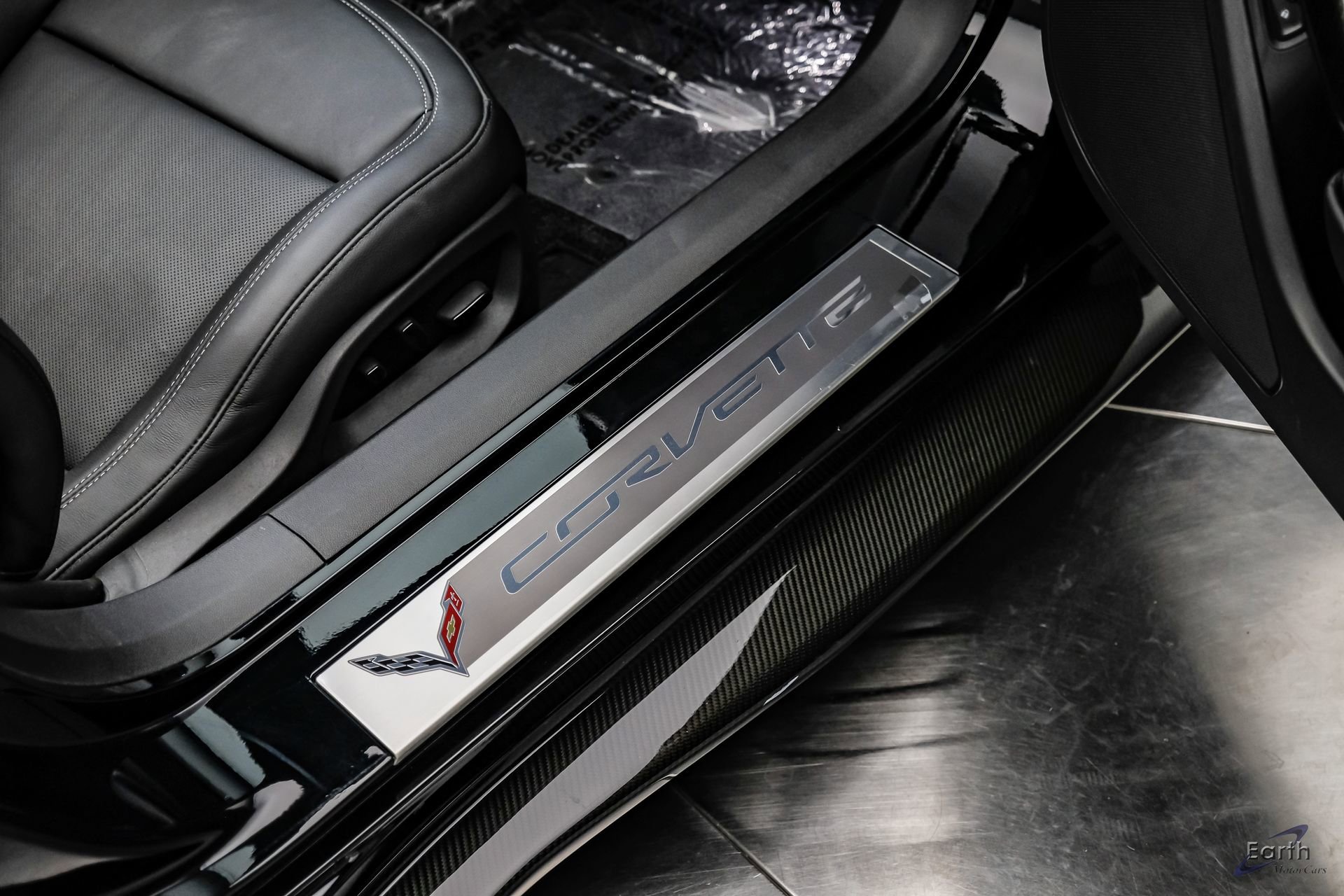 Used 2015 Chevrolet Corvette Z06 w/ 3LZ Preferred Equipment Group image 60