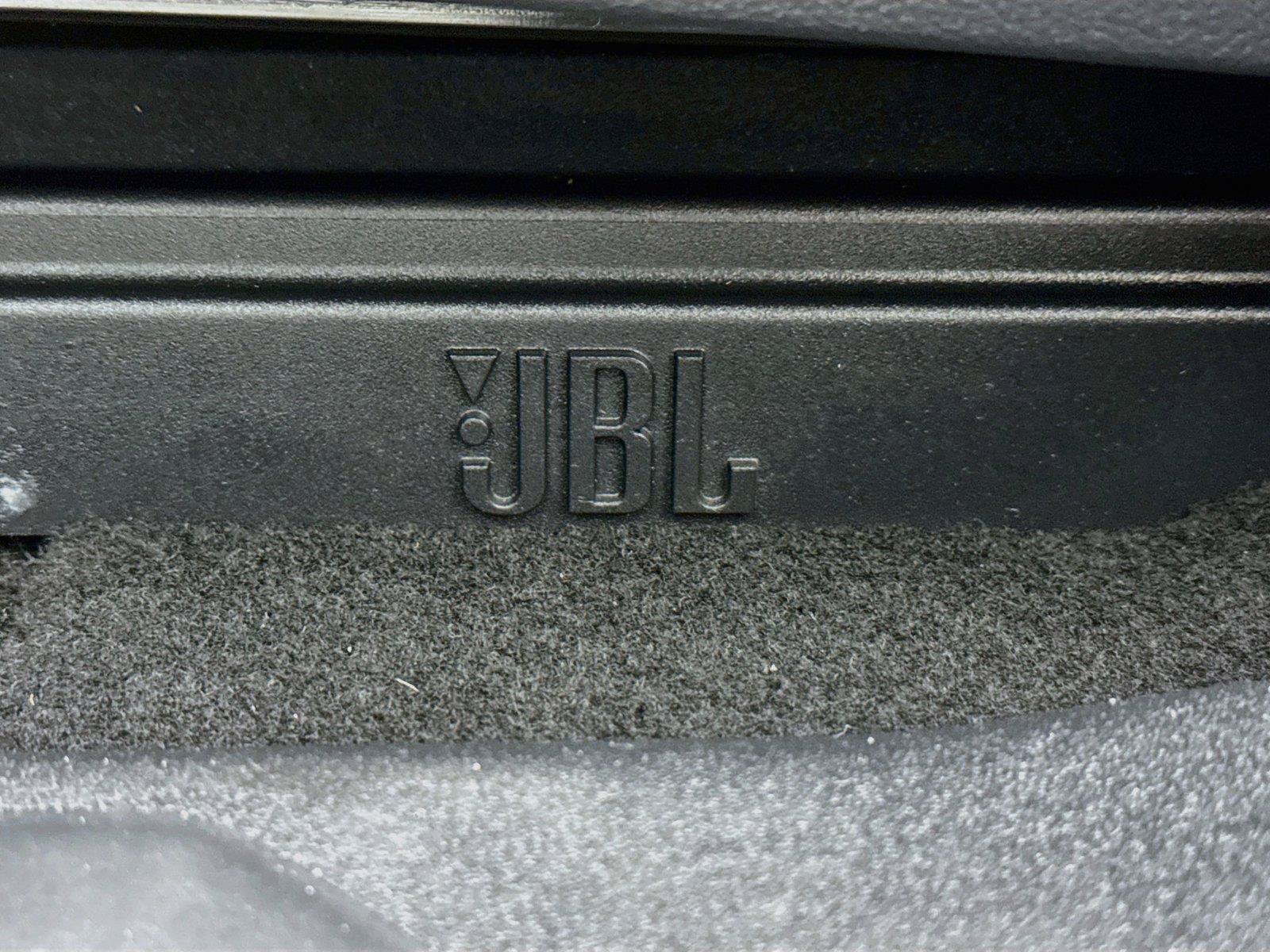Used 2025 Toyota Tundra Limited AWD/4WD image 30