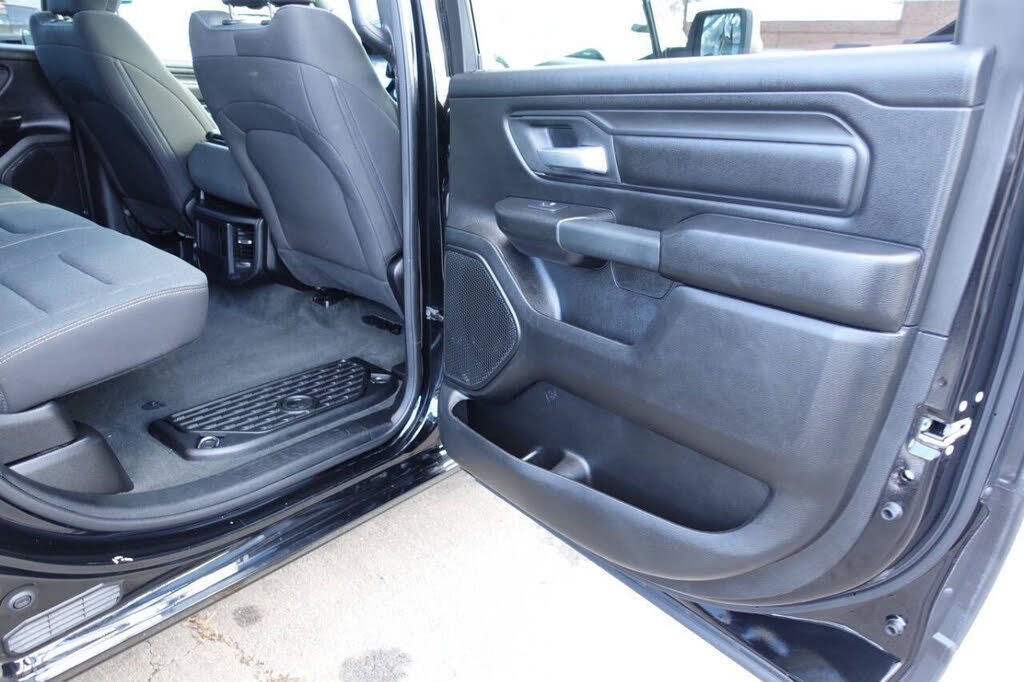 Used 2024 RAM 1500 Tradesman w/ Sport Appearance Package AWD/4WD image 29