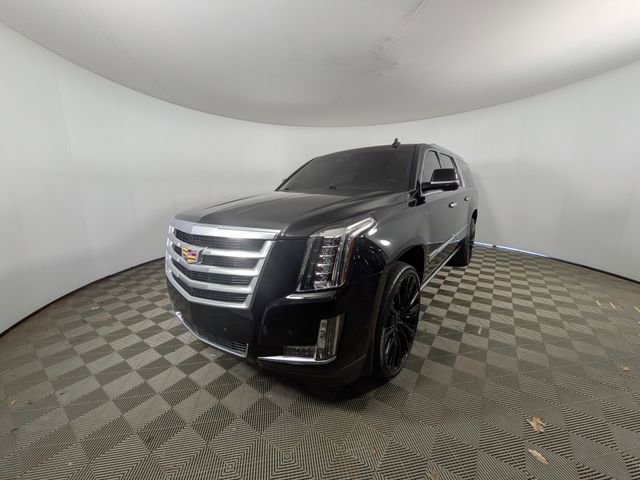 Used 2017 Cadillac Escalade ESV Premium Luxury image 34