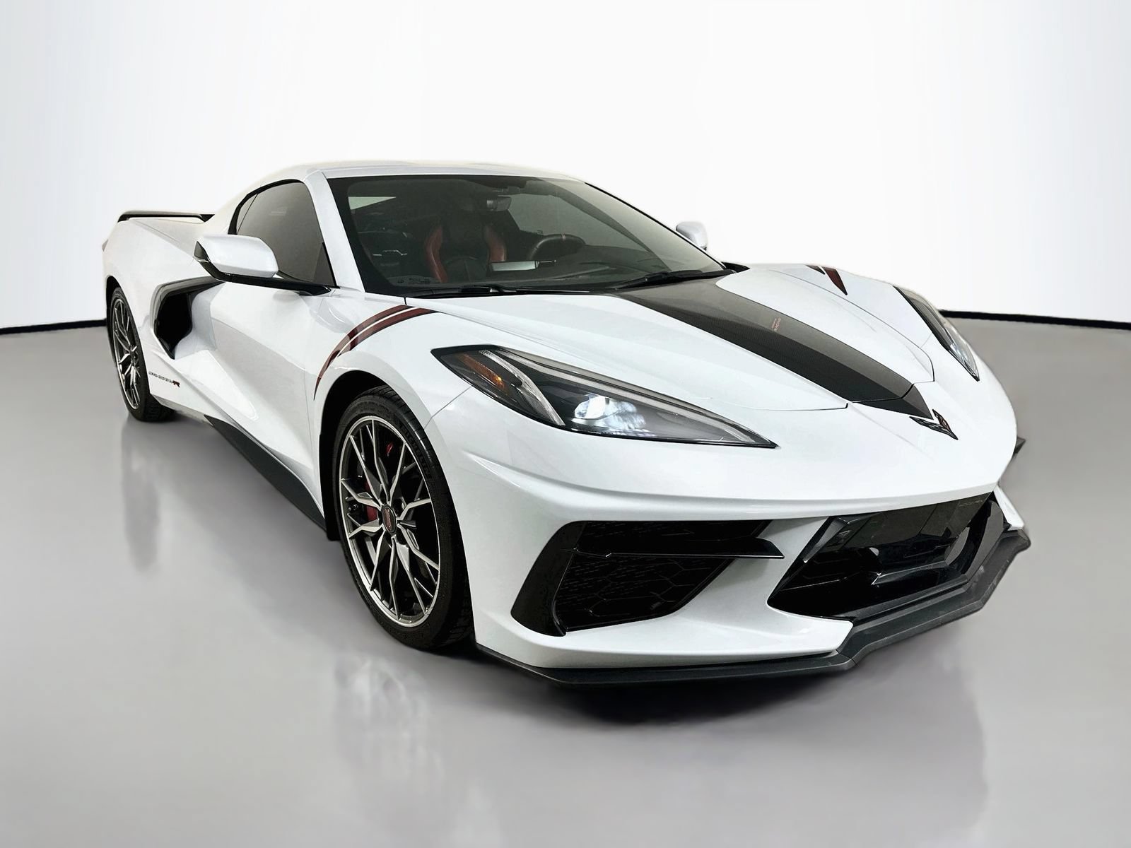Used 2023 Chevrolet Corvette Stingray Premium Cpe w/ Z51 Performance Package RWD image 3