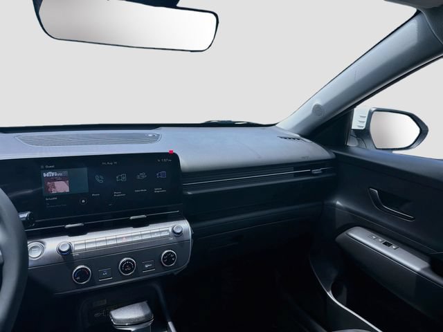 New 2027 Hyundai Kona SE FWD image 22