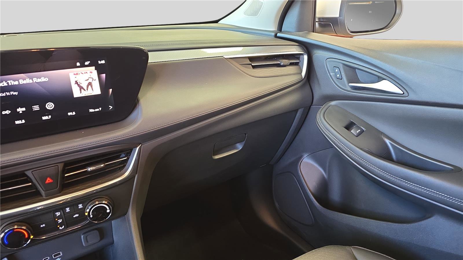 Used 2024 Buick Encore GX Preferred image 23