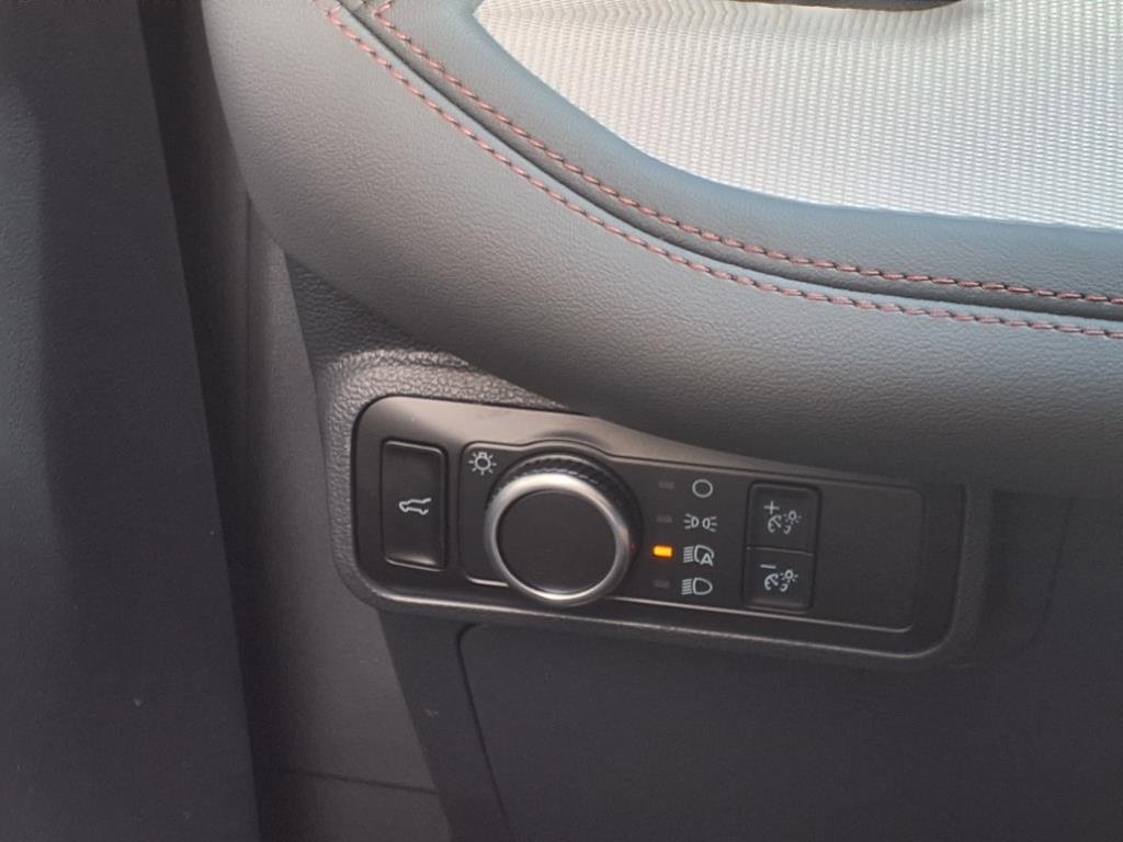 New 2025 Ford Explorer Active image 12