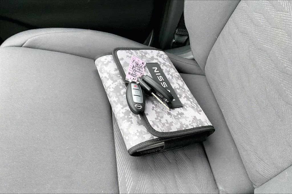 Used 2024 Nissan Frontier S w/ Technology Package image 10