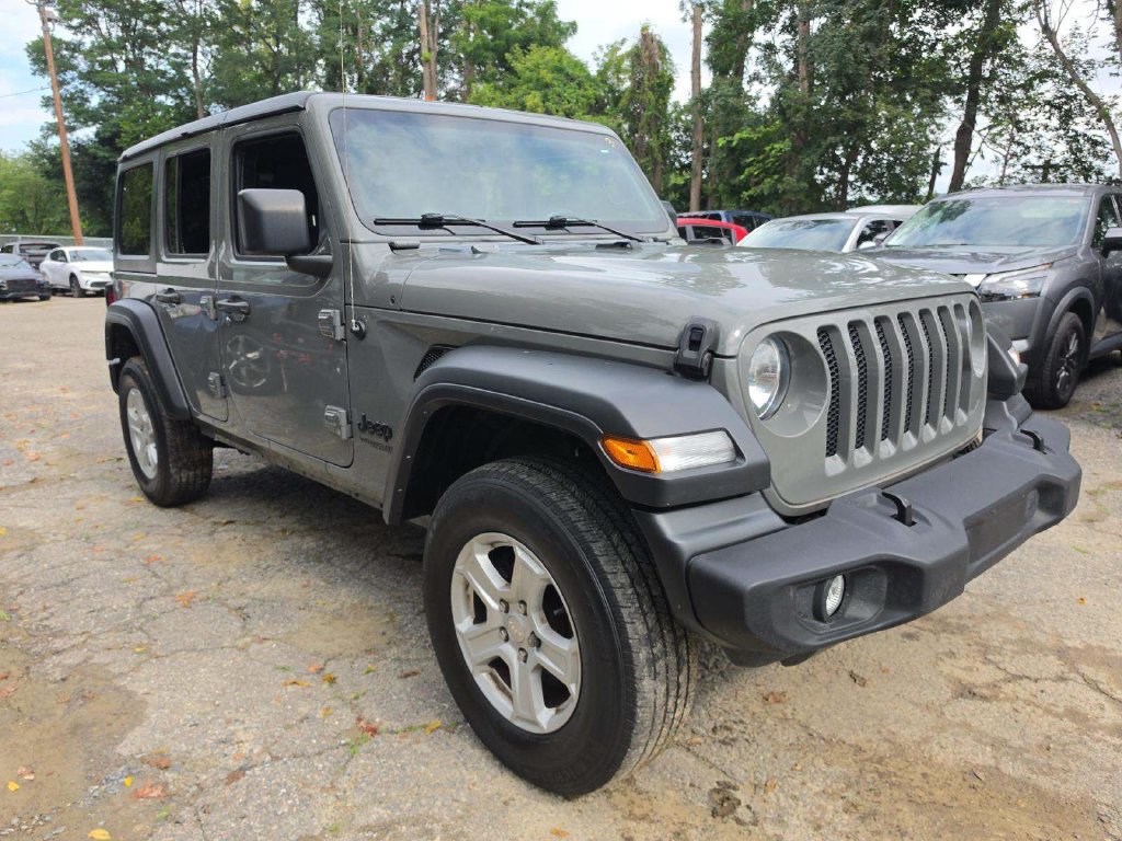 Used 2022 Jeep Wrangler Unlimited Sport AWD/4WD image 3