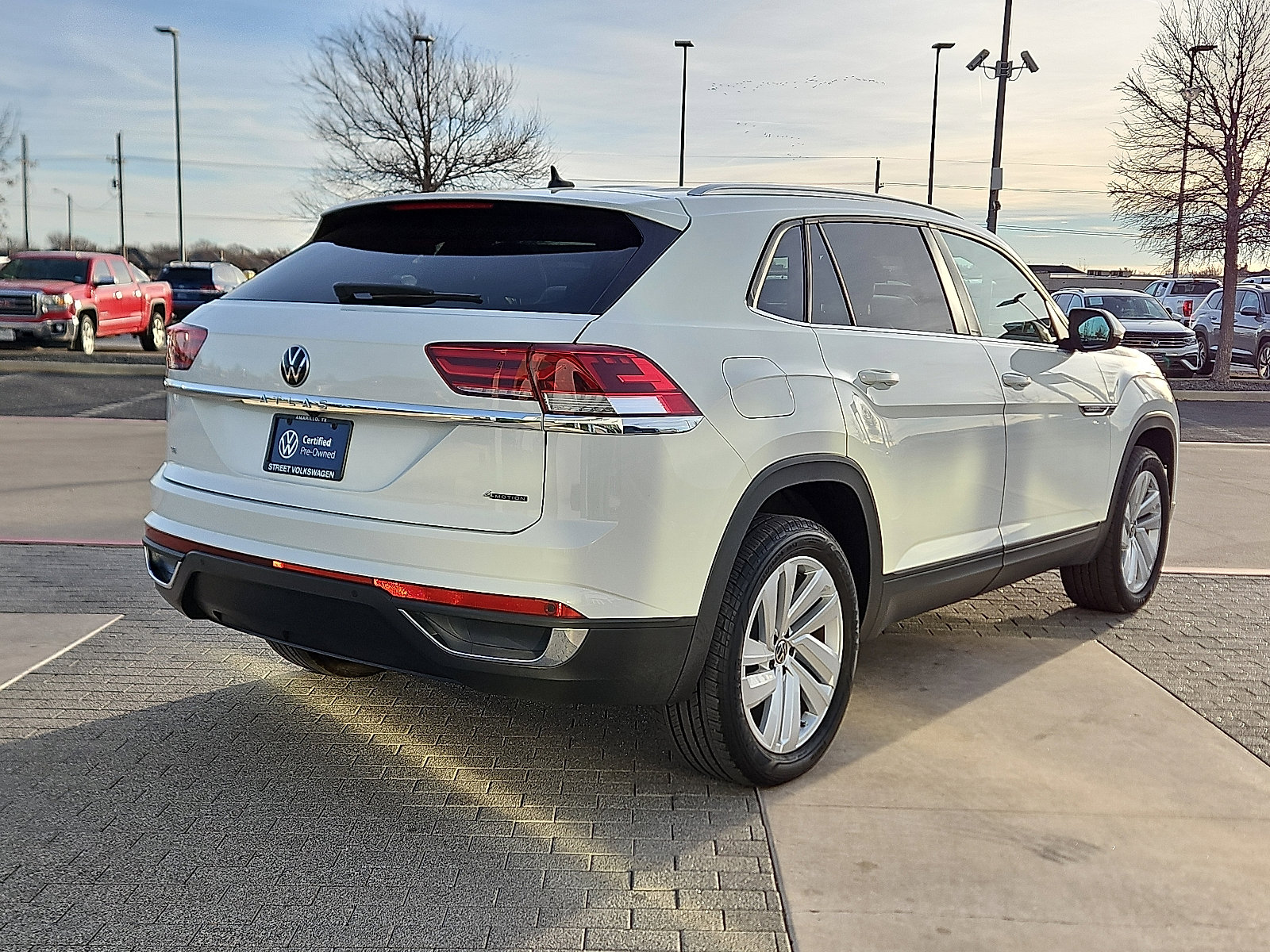 Certified 2023 Volkswagen Atlas Cross Sport SE image 3
