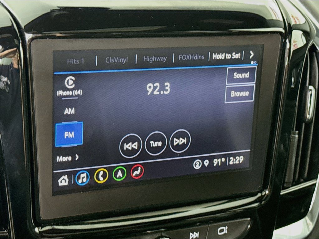 Used 2023 Chevrolet Traverse RS AWD/4WD image 7