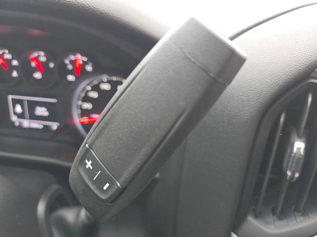 Used 2023 Chevrolet Silverado 1500 Custom Trail Boss w/ LPO, Dark Essentials Package image 5