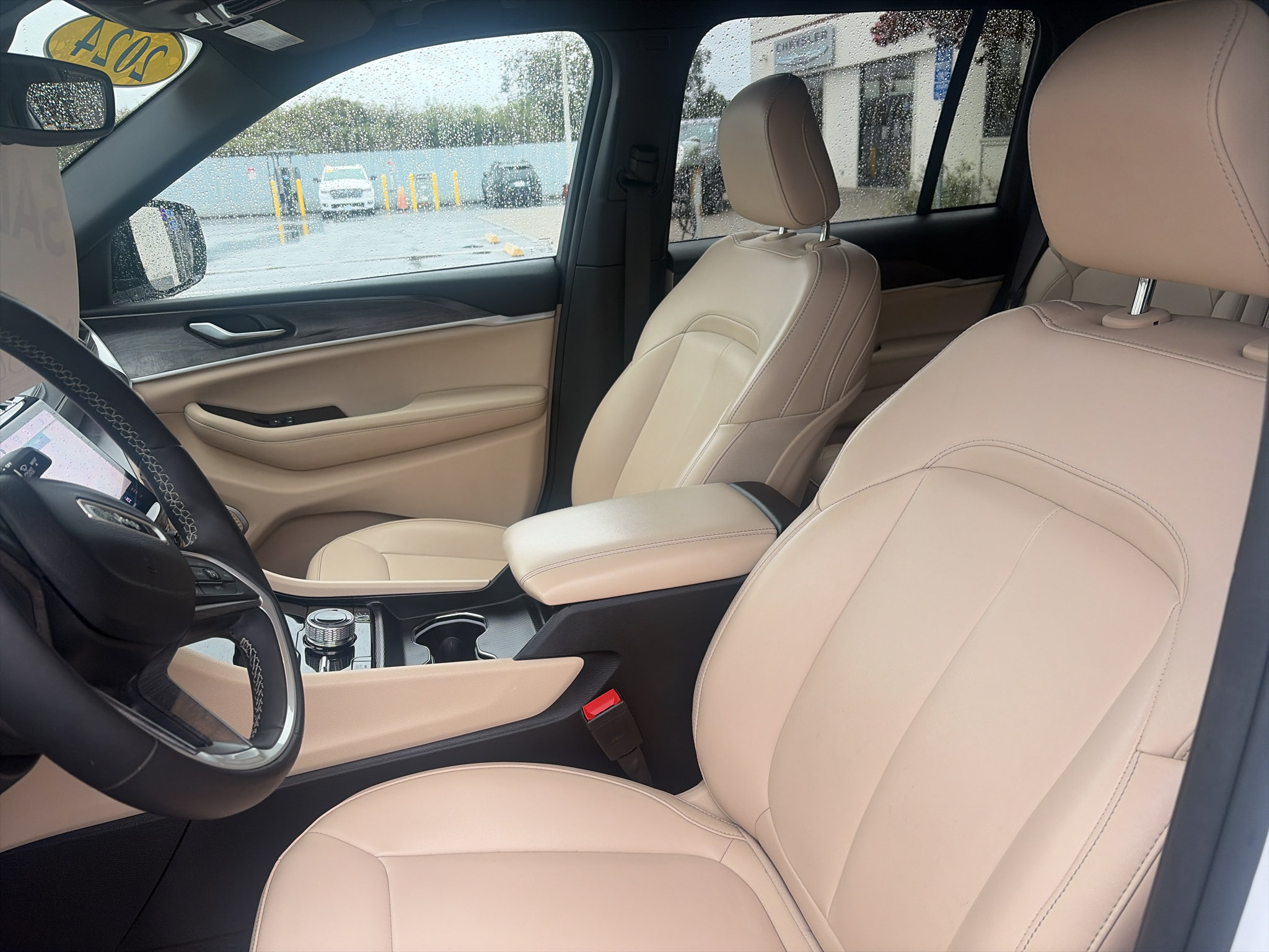 Used 2024 Jeep Grand Cherokee Limited 4xe AWD/4WD image 5