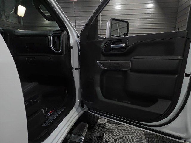 Used 2022 Chevrolet Silverado 3500 LTZ image 36