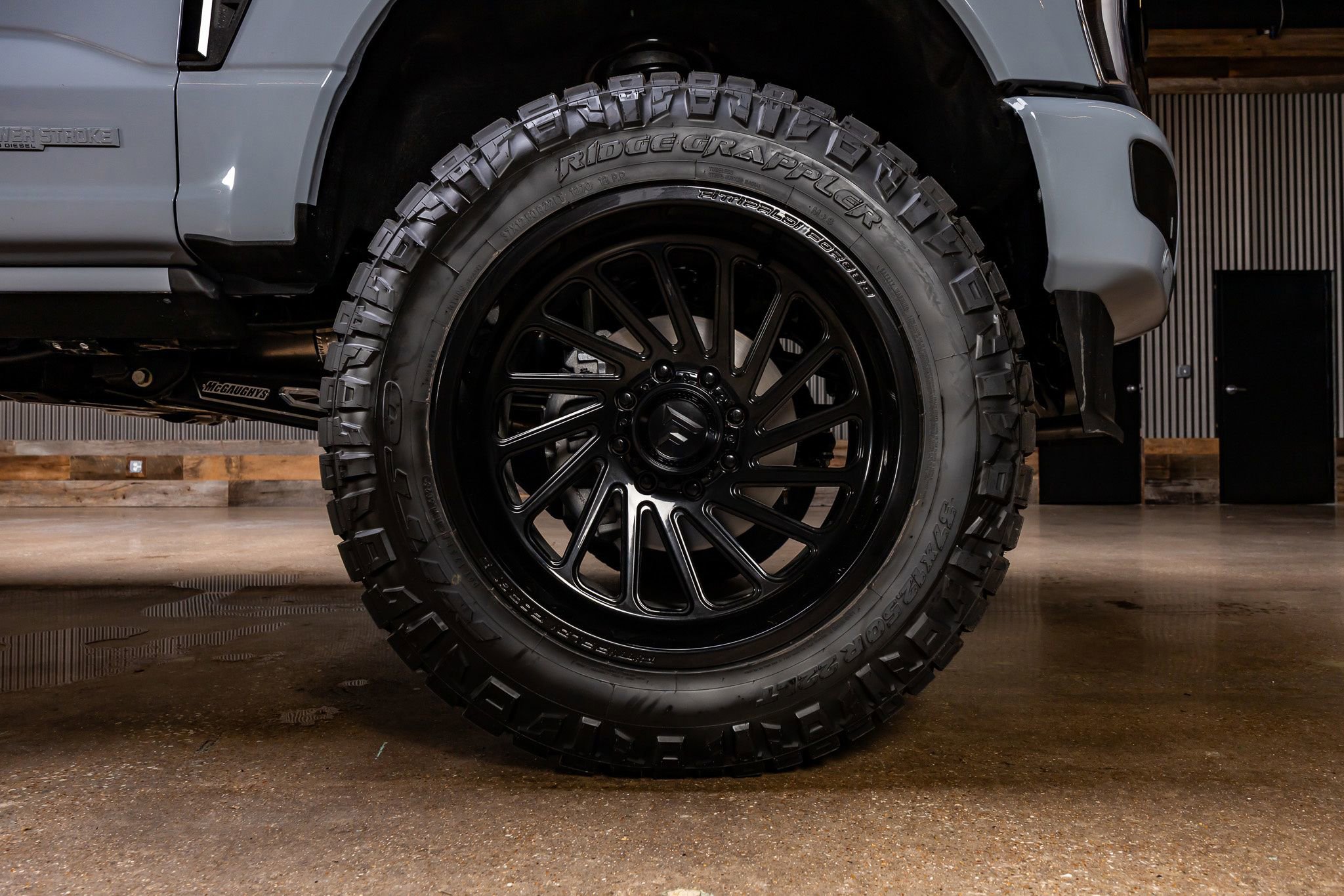 Used 2026 Ford F250 Platinum AWD/4WD image 12