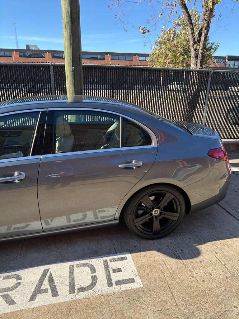 Used 2022 Mercedes-Benz C 300 4MATIC Sedan w/ Exclusive Trim Package image 4