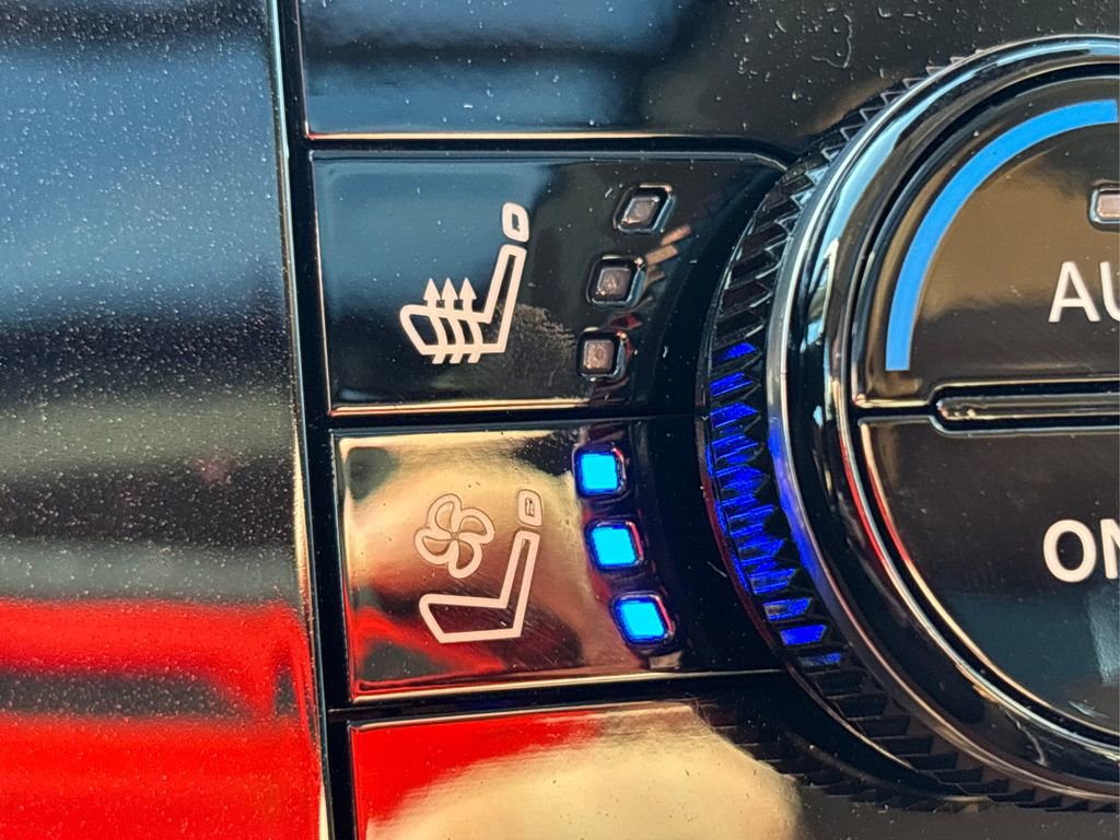 New 2025 Nissan Pathfinder Platinum w/ Cargo Package image 46