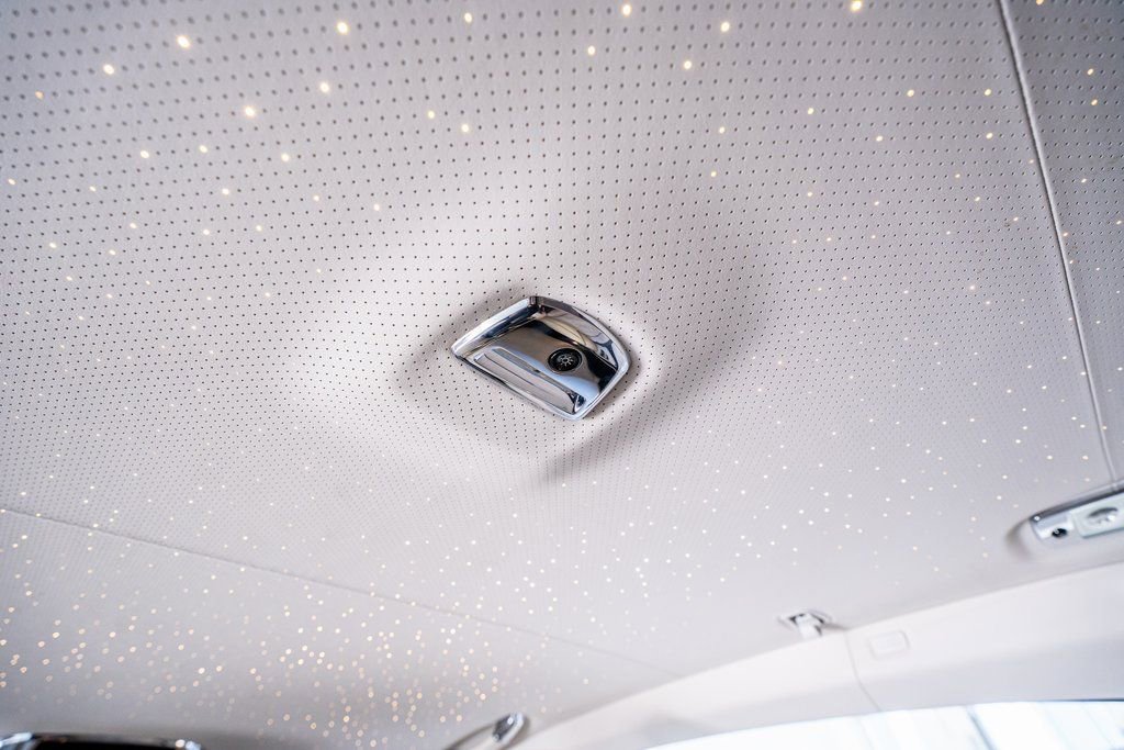 Used 2018 Rolls-Royce Wraith image 55