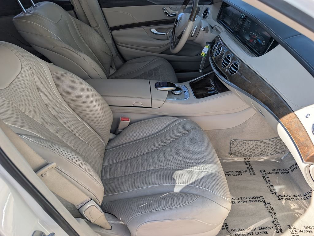 Used 2017 Mercedes-Benz S 550 Sedan image 11