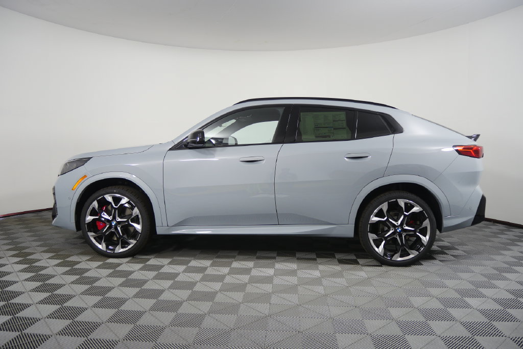 New 2026 BMW X2 xDrive28i w/ Technology Package AWD/4WD image 7