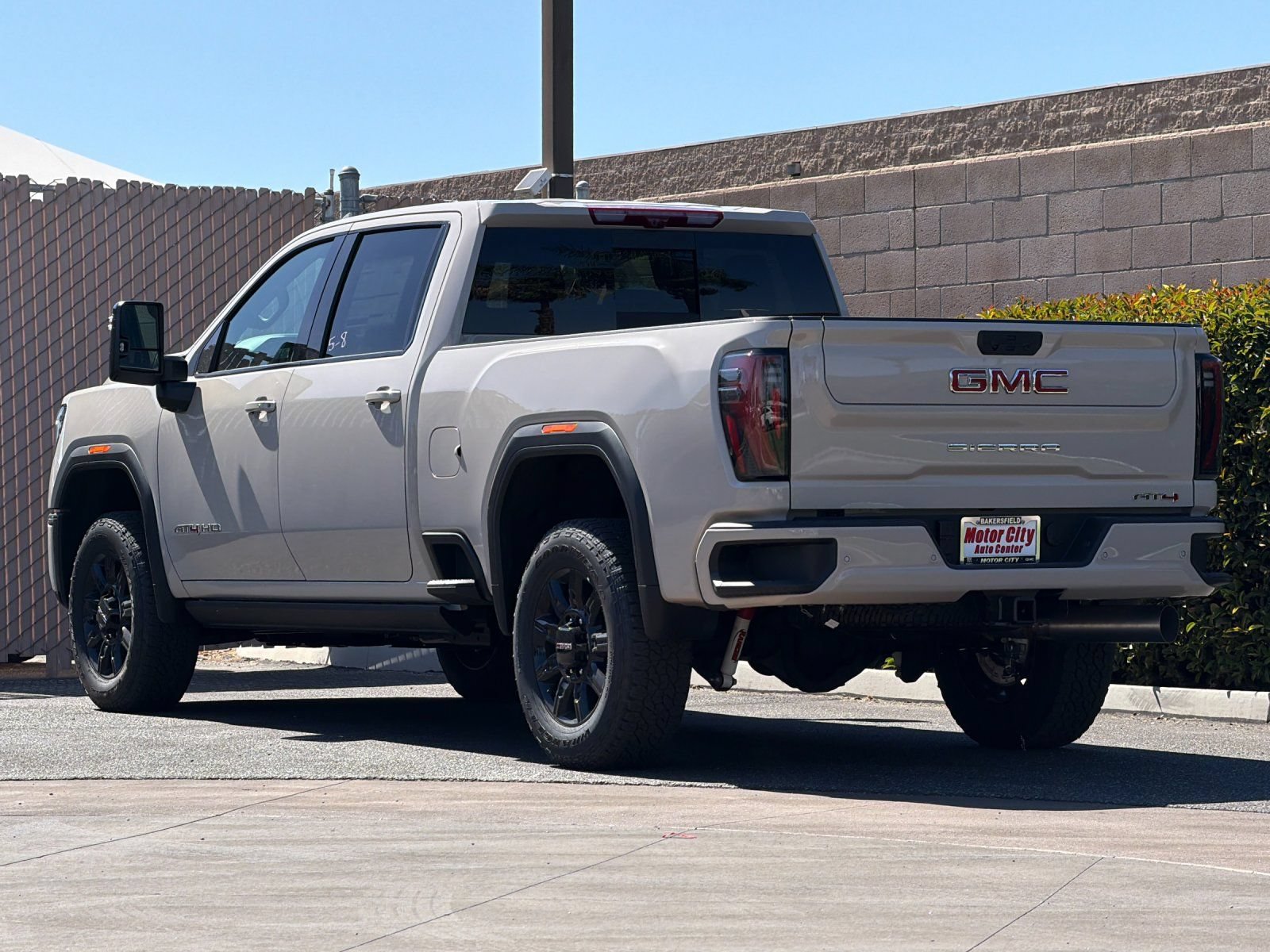 New 2026 GMC Sierra 2500 AT4 w/ AT4 Premium Plus Package AWD/4WD image 6