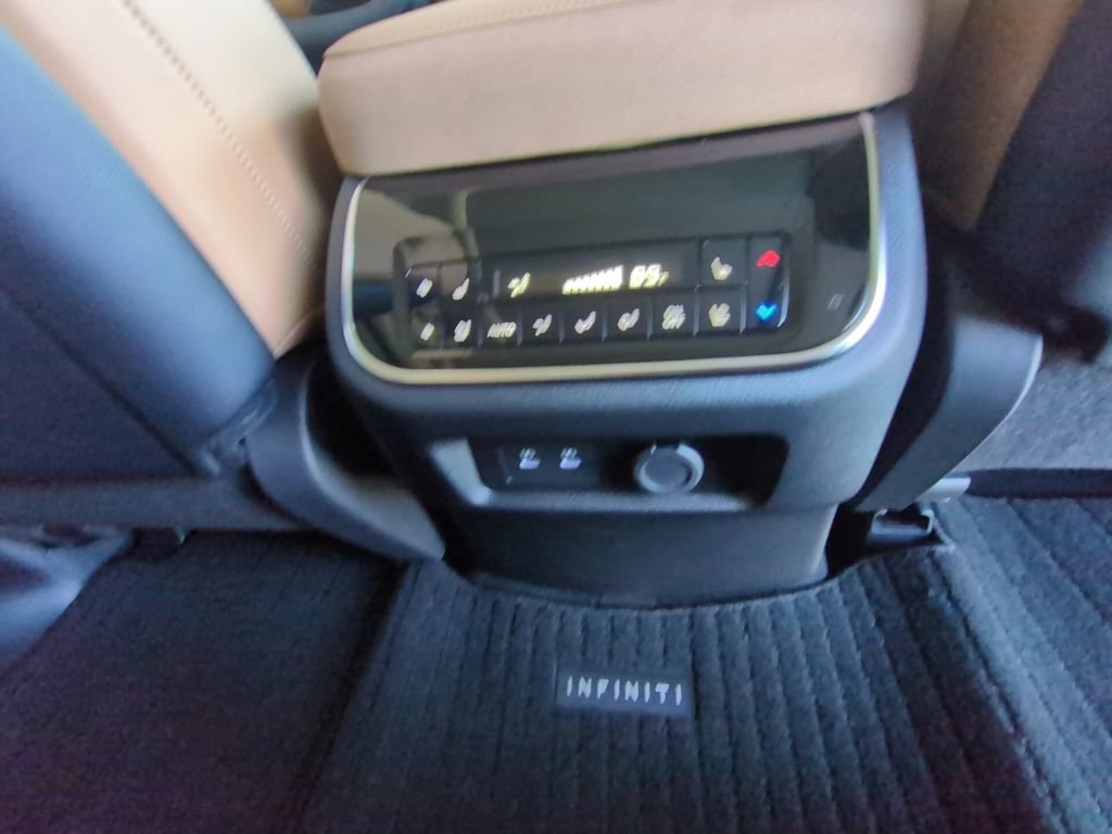 New 2027 INFINITI QX80 Luxe RWD image 25