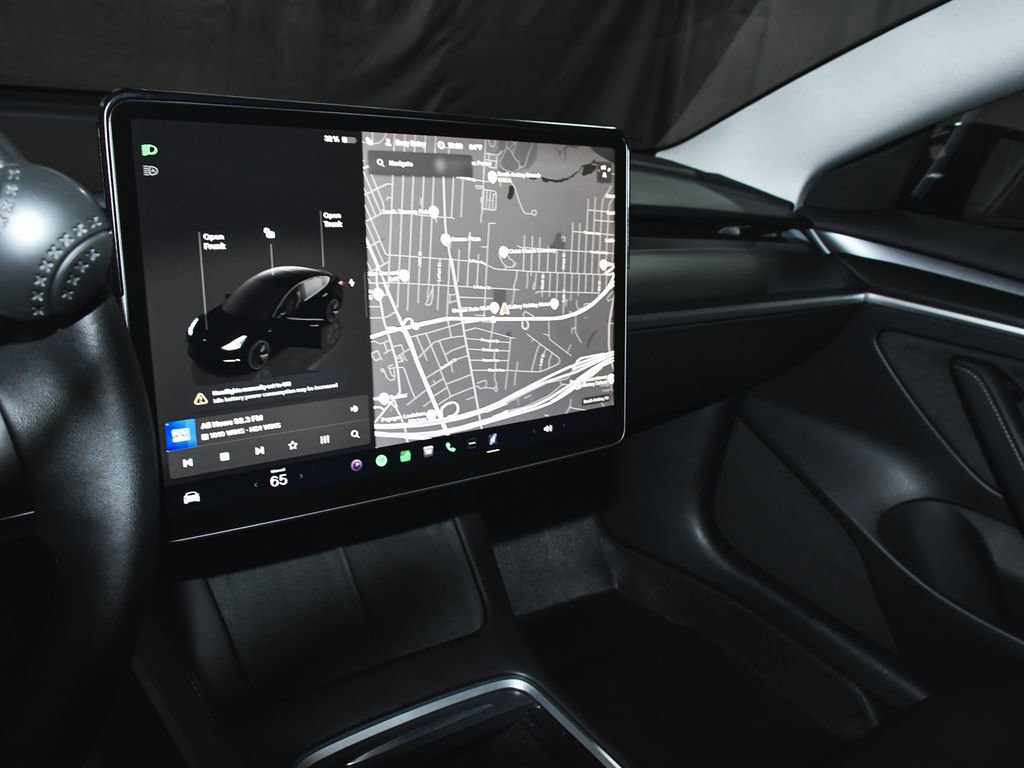 Used 2023 Tesla Model 3 Standard Range image 31