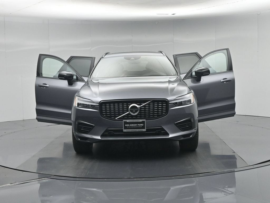 Used 2021 Volvo XC60 T8 R-Design w/ Advanced Package AWD/4WD image 35