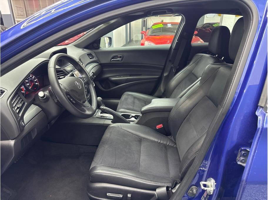 Used 2016 Acura ILX FWD image 11