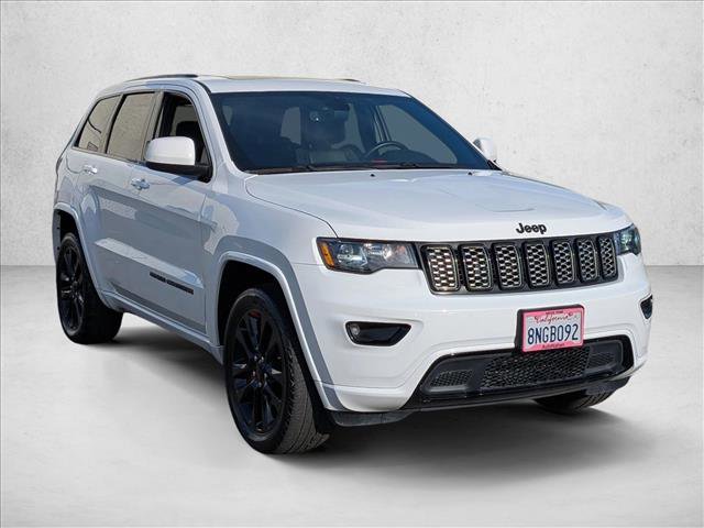 Used 2019 Jeep Grand Cherokee Altitude image 3