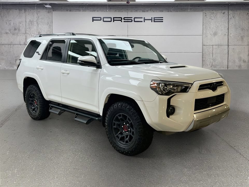 Used 2023 Toyota 4Runner TRD Off-Road Premium w/ Moonroof Package AWD/4WD image 7