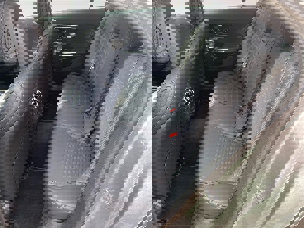 Used 2024 Mercedes-Benz C 300 4MATIC Sedan image 12