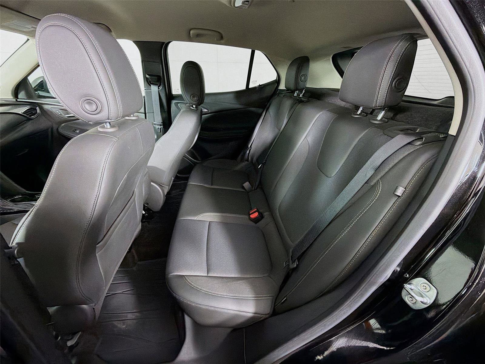 Used 2023 Buick Encore GX Preferred w/ Cold Weather Comfort Package image 21