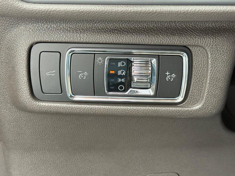 Certified 2022 Lincoln Corsair AWD w/ Equipment Group 101A image 21