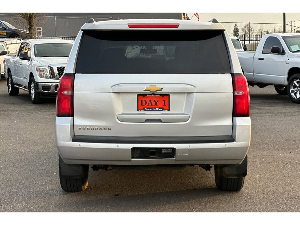 Used 2015 Chevrolet Suburban LS image 6