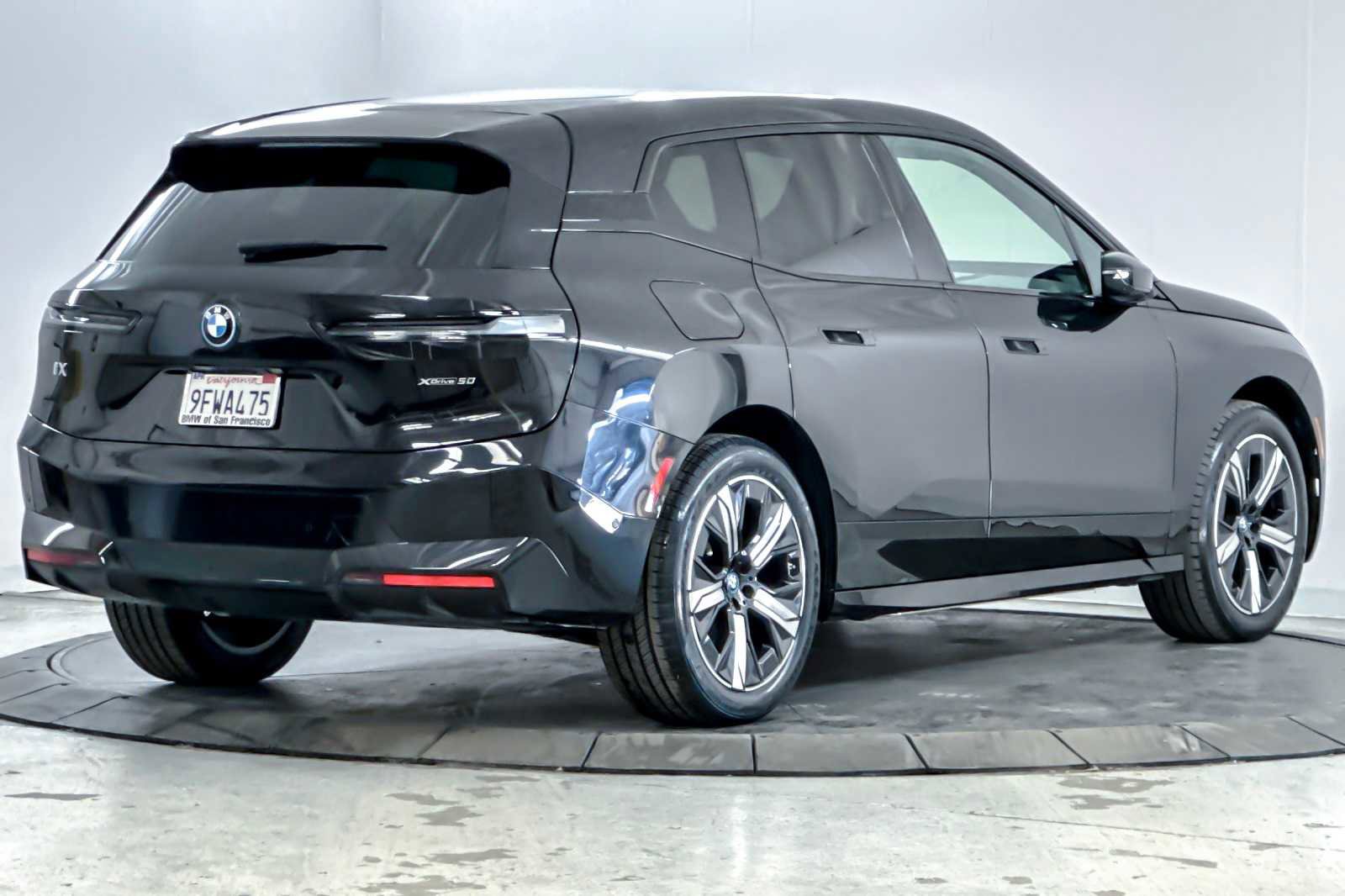 Used 2024 BMW iX xDrive50 w/ Sport Package image 2