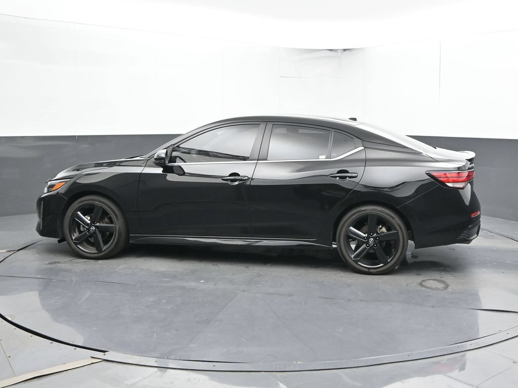 Used 2024 Nissan Sentra SR FWD image 9